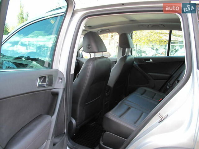 Серый Фольксваген Тигуан, объемом двигателя 2 л и пробегом 186 тыс. км за 14900 $, фото 36 на Automoto.ua