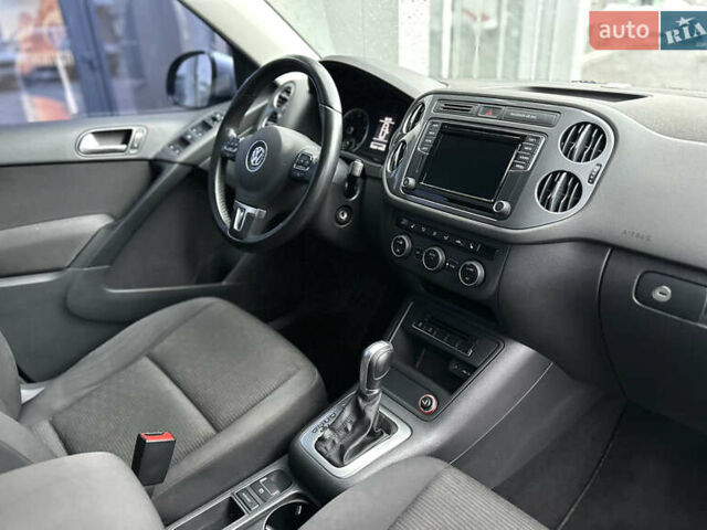 Серый Фольксваген Тигуан, объемом двигателя 1.39 л и пробегом 154 тыс. км за 14500 $, фото 20 на Automoto.ua