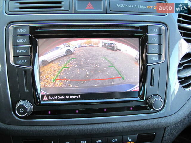 Серый Фольксваген Тигуан, объемом двигателя 2 л и пробегом 186 тыс. км за 14900 $, фото 84 на Automoto.ua