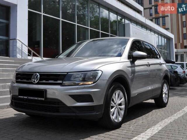Сірий Фольксваген Тігуан, об'ємом двигуна 1.98 л та пробігом 174 тис. км за 20300 $, фото 1 на Automoto.ua