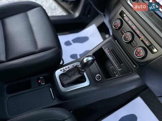 Серый Фольксваген Тигуан, объемом двигателя 2 л и пробегом 135 тыс. км за 11950 $, фото 71 на Automoto.ua