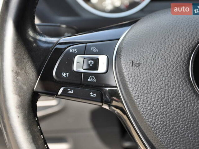 Сірий Фольксваген Тігуан, об'ємом двигуна 1.98 л та пробігом 174 тис. км за 20300 $, фото 33 на Automoto.ua