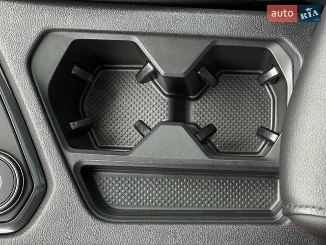 Сірий Фольксваген Тігуан, об'ємом двигуна 1.98 л та пробігом 152 тис. км за 18400 $, фото 52 на Automoto.ua