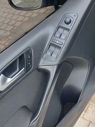 Серый Фольксваген Тигуан, объемом двигателя 1.98 л и пробегом 145 тыс. км за 12850 $, фото 11 на Automoto.ua