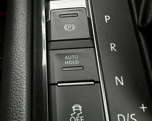 Серый Фольксваген Тигуан, объемом двигателя 1.97 л и пробегом 165 тыс. км за 25999 $, фото 37 на Automoto.ua