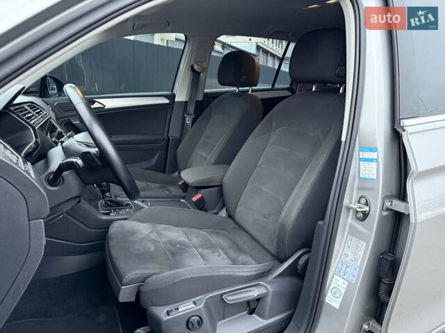 Серый Фольксваген Тигуан, объемом двигателя 2 л и пробегом 263 тыс. км за 18700 $, фото 15 на Automoto.ua