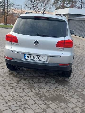 Серый Фольксваген Тигуан, объемом двигателя 1.98 л и пробегом 145 тыс. км за 12850 $, фото 9 на Automoto.ua