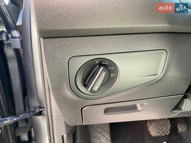 Серый Фольксваген Тигуан, объемом двигателя 2 л и пробегом 172 тыс. км за 14300 $, фото 12 на Automoto.ua