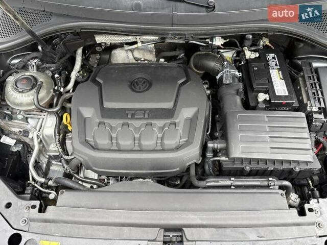 Сірий Фольксваген Тігуан, об'ємом двигуна 1.98 л та пробігом 128 тис. км за 17900 $, фото 3 на Automoto.ua