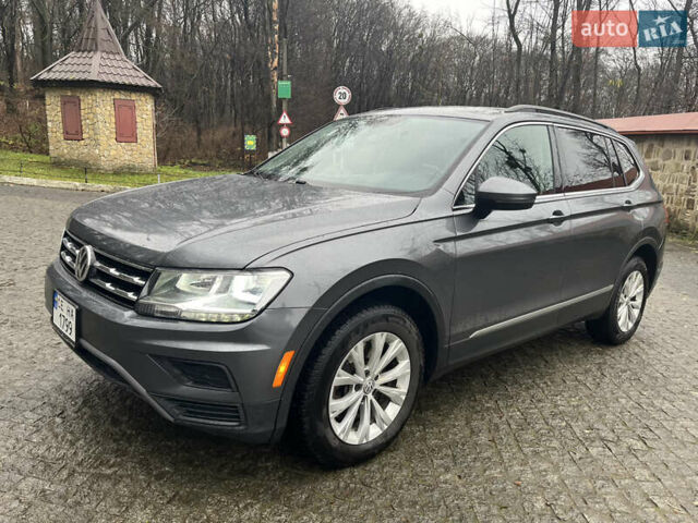 Серый Фольксваген Тигуан, объемом двигателя 2 л и пробегом 126 тыс. км за 19400 $, фото 11 на Automoto.ua