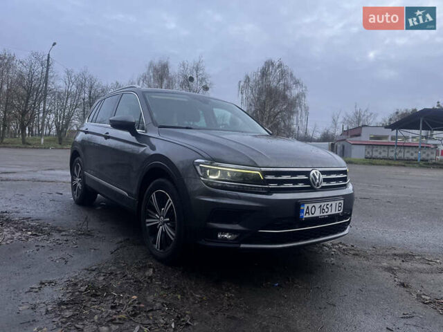 Серый Фольксваген Тигуан, объемом двигателя 1.98 л и пробегом 271 тыс. км за 24500 $, фото 5 на Automoto.ua