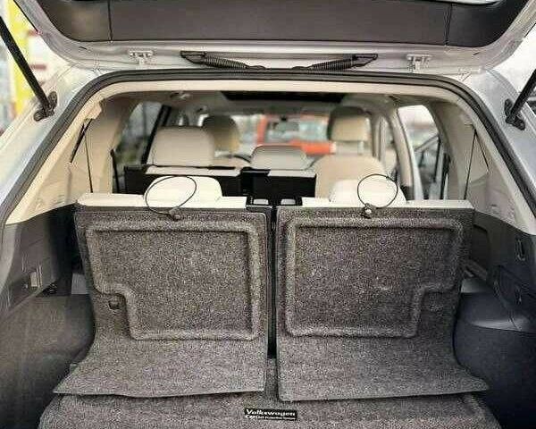 Серый Фольксваген Тигуан, объемом двигателя 2 л и пробегом 107 тыс. км за 16000 $, фото 9 на Automoto.ua