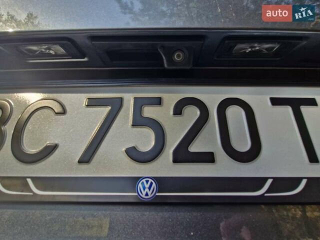 Серый Фольксваген Тигуан, объемом двигателя 1.98 л и пробегом 143 тыс. км за 20000 $, фото 9 на Automoto.ua