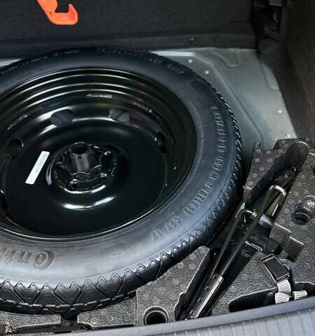 Сірий Фольксваген Тігуан, об'ємом двигуна 1.98 л та пробігом 149 тис. км за 17800 $, фото 33 на Automoto.ua