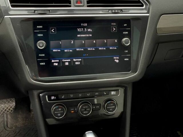 Серый Фольксваген Тигуан, объемом двигателя 2 л и пробегом 167 тыс. км за 15999 $, фото 19 на Automoto.ua