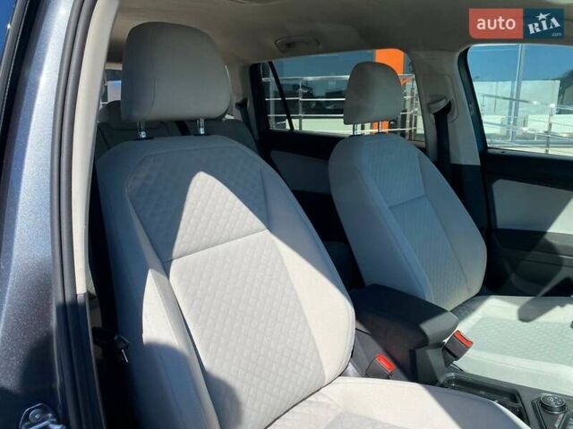 Серый Фольксваген Тигуан, объемом двигателя 2 л и пробегом 172 тыс. км за 14300 $, фото 25 на Automoto.ua