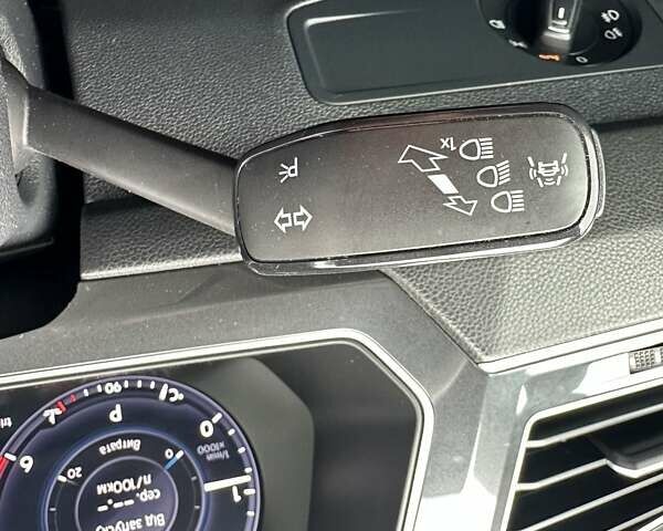 Серый Фольксваген Тигуан, объемом двигателя 1.97 л и пробегом 165 тыс. км за 25999 $, фото 32 на Automoto.ua