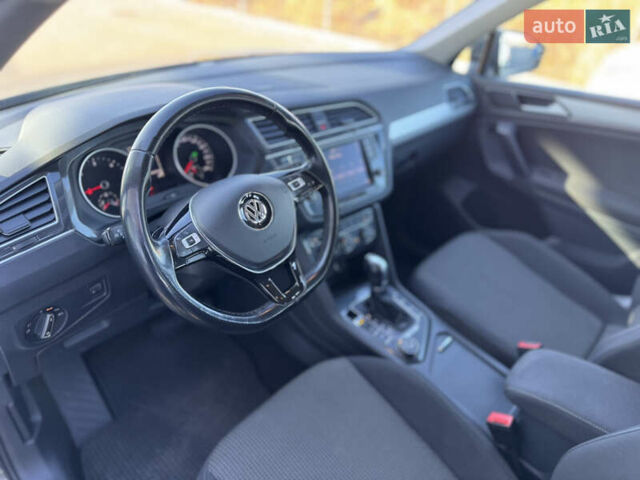 Сірий Фольксваген Тігуан, об'ємом двигуна 1.98 л та пробігом 84 тис. км за 23750 $, фото 46 на Automoto.ua