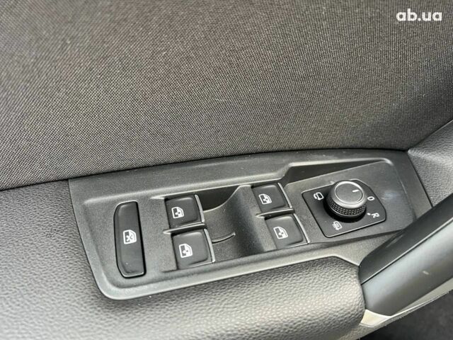 Серый Фольксваген Тигуан, объемом двигателя 2 л и пробегом 250 тыс. км за 22680 $, фото 15 на Automoto.ua