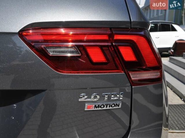 Сірий Фольксваген Тігуан, об'ємом двигуна 1.98 л та пробігом 119 тис. км за 22900 $, фото 10 на Automoto.ua