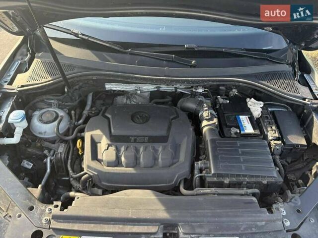 Сірий Фольксваген Тігуан, об'ємом двигуна 1.98 л та пробігом 116 тис. км за 18500 $, фото 24 на Automoto.ua