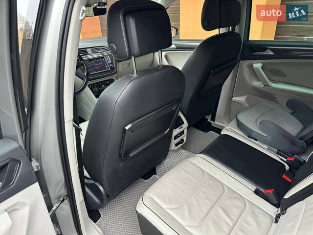 Серый Фольксваген Тигуан, объемом двигателя 1.97 л и пробегом 149 тыс. км за 25500 $, фото 15 на Automoto.ua