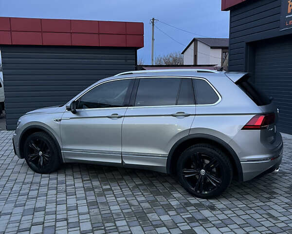 Серый Фольксваген Тигуан, объемом двигателя 1.97 л и пробегом 116 тыс. км за 28000 $, фото 6 на Automoto.ua