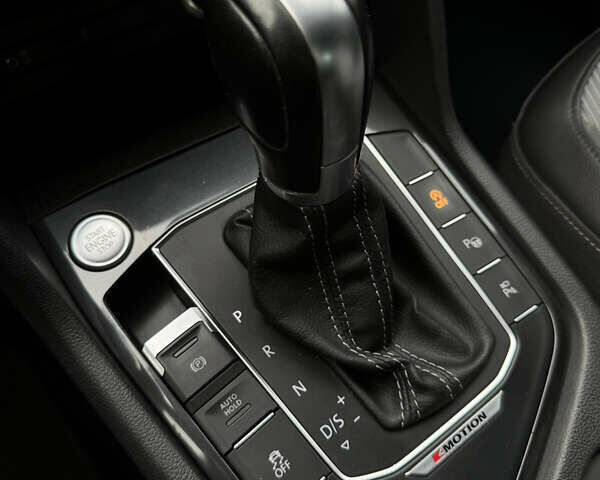 Сірий Фольксваген Тігуан, об'ємом двигуна 1.98 л та пробігом 163 тис. км за 28600 $, фото 31 на Automoto.ua