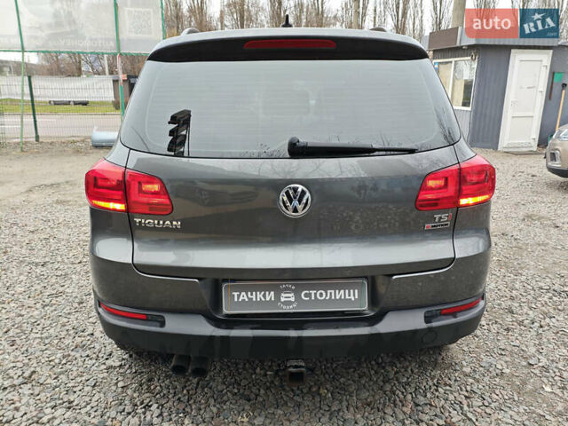 Серый Фольксваген Тигуан, объемом двигателя 1.98 л и пробегом 207 тыс. км за 13200 $, фото 6 на Automoto.ua