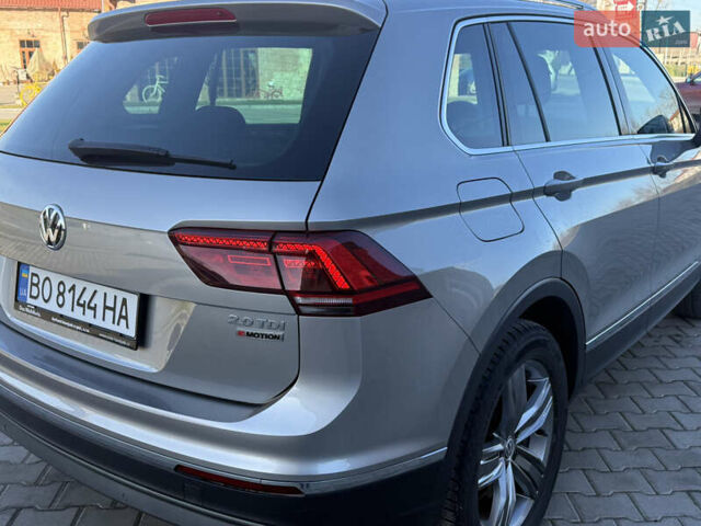 Серый Фольксваген Тигуан, объемом двигателя 2 л и пробегом 224 тыс. км за 25700 $, фото 43 на Automoto.ua