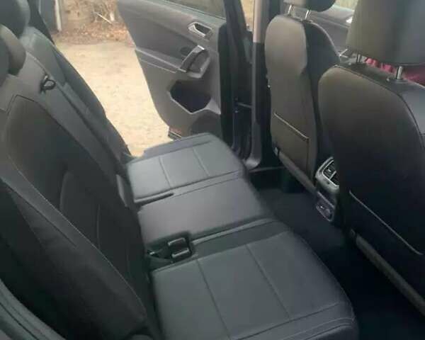 Серый Фольксваген Тигуан, объемом двигателя 2 л и пробегом 75 тыс. км за 20000 $, фото 6 на Automoto.ua