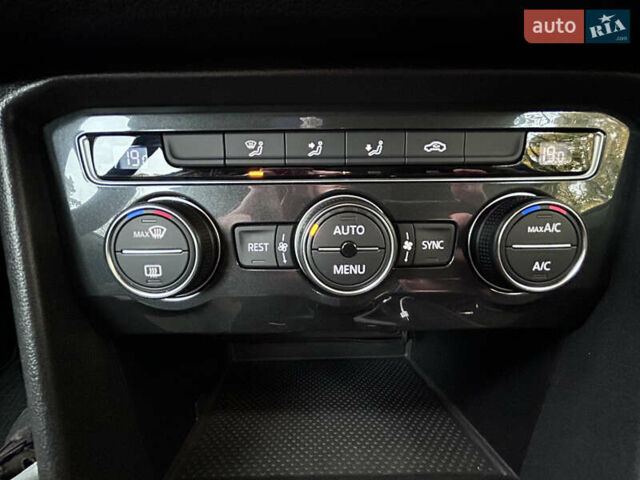 Серый Фольксваген Тигуан, объемом двигателя 1.98 л и пробегом 265 тыс. км за 20999 $, фото 39 на Automoto.ua