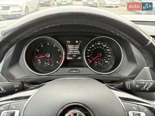 Сірий Фольксваген Тігуан, об'ємом двигуна 1.98 л та пробігом 128 тис. км за 17900 $, фото 4 на Automoto.ua