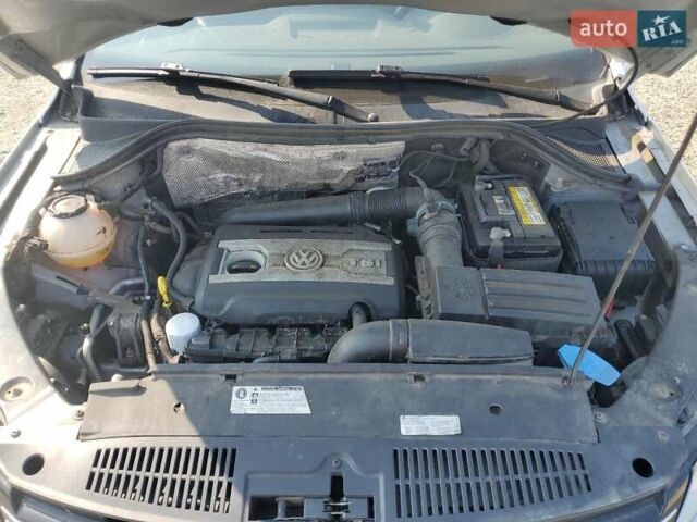 Сірий Фольксваген Тігуан, об'ємом двигуна 1.98 л та пробігом 121 тис. км за 999 $, фото 11 на Automoto.ua
