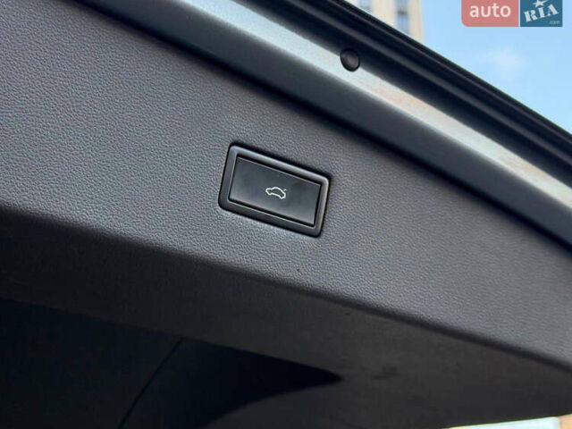 Серый Фольксваген Тигуан, объемом двигателя 2 л и пробегом 155 тыс. км за 18500 $, фото 28 на Automoto.ua