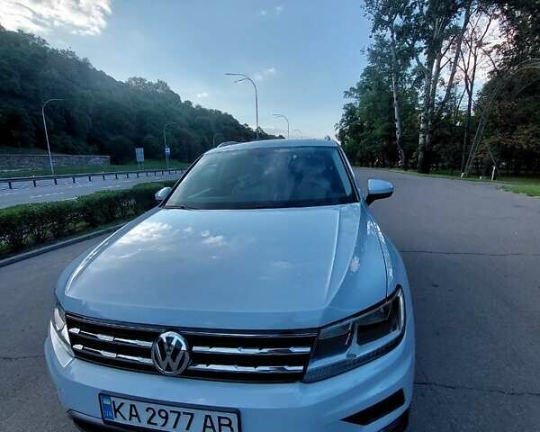 Сірий Фольксваген Тігуан, об'ємом двигуна 1.98 л та пробігом 163 тис. км за 24000 $, фото 16 на Automoto.ua