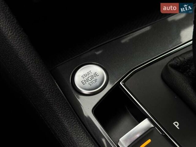 Сірий Фольксваген Тігуан, об'ємом двигуна 1.98 л та пробігом 152 тис. км за 18400 $, фото 48 на Automoto.ua