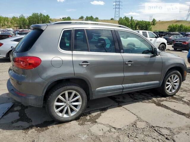 Серый Фольксваген Тигуан, объемом двигателя 2 л и пробегом 112 тыс. км за 3000 $, фото 3 на Automoto.ua