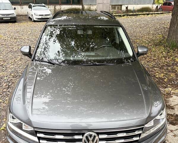 Сірий Фольксваген Тігуан, об'ємом двигуна 1.98 л та пробігом 128 тис. км за 17900 $, фото 15 на Automoto.ua