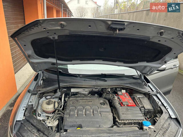 Серый Фольксваген Тигуан, объемом двигателя 1.97 л и пробегом 149 тыс. км за 25500 $, фото 35 на Automoto.ua