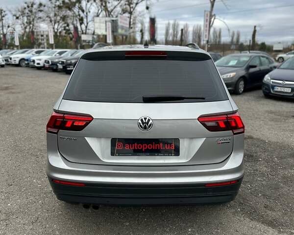 Сірий Фольксваген Тігуан, об'ємом двигуна 1.97 л та пробігом 165 тис. км за 23999 $, фото 10 на Automoto.ua