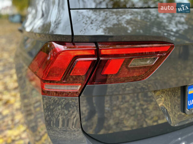 Серый Фольксваген Тигуан, объемом двигателя 1.98 л и пробегом 265 тыс. км за 20999 $, фото 36 на Automoto.ua