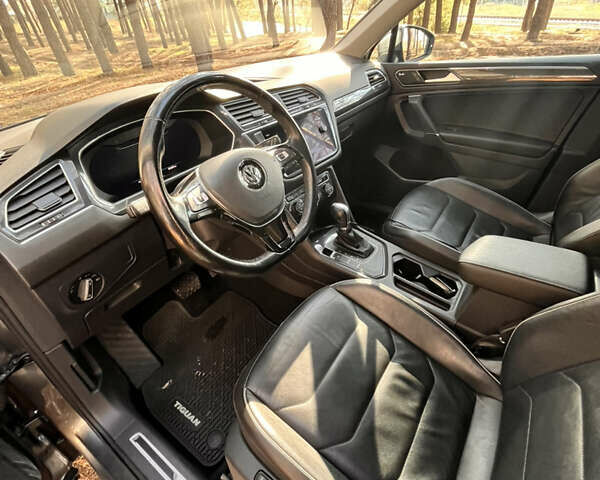 Сірий Фольксваген Тігуан, об'ємом двигуна 1.98 л та пробігом 81 тис. км за 23000 $, фото 15 на Automoto.ua