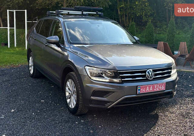 Сірий Фольксваген Тігуан, об'ємом двигуна 1.98 л та пробігом 149 тис. км за 17800 $, фото 2 на Automoto.ua