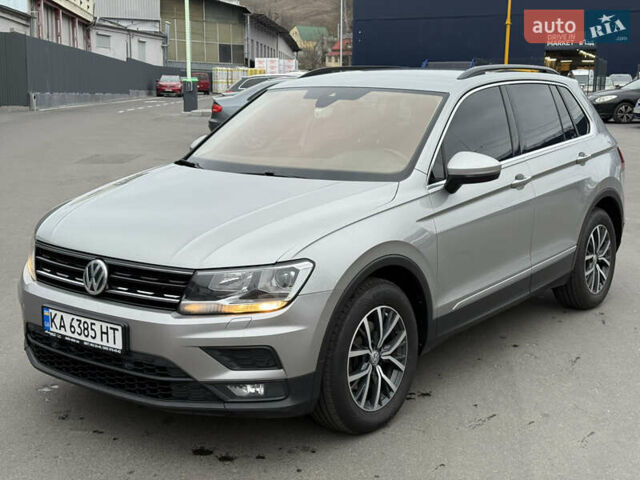 Серый Фольксваген Тигуан, объемом двигателя 2 л и пробегом 263 тыс. км за 18700 $, фото 7 на Automoto.ua