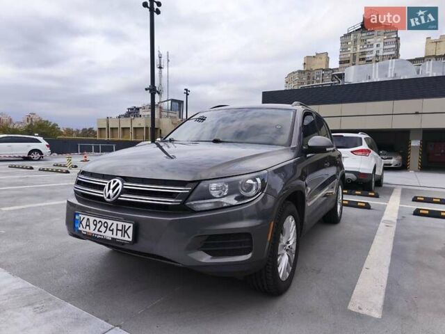 Сірий Фольксваген Тігуан, об'ємом двигуна 1.98 л та пробігом 206 тис. км за 13500 $, фото 2 на Automoto.ua