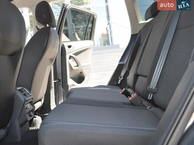 Сірий Фольксваген Тігуан, об'ємом двигуна 1.98 л та пробігом 119 тис. км за 22900 $, фото 20 на Automoto.ua