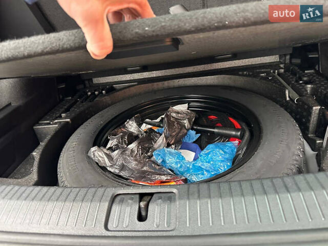 Серый Фольксваген Тигуан, объемом двигателя 1.97 л и пробегом 149 тыс. км за 25500 $, фото 13 на Automoto.ua