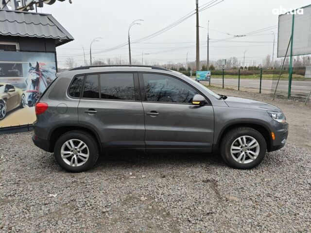 Сірий Фольксваген Тігуан, об'ємом двигуна 0 л та пробігом 207 тис. км за 13200 $, фото 4 на Automoto.ua