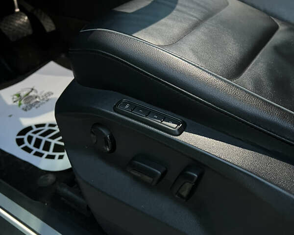 Серый Фольксваген Тигуан, объемом двигателя 1.97 л и пробегом 116 тыс. км за 28000 $, фото 24 на Automoto.ua